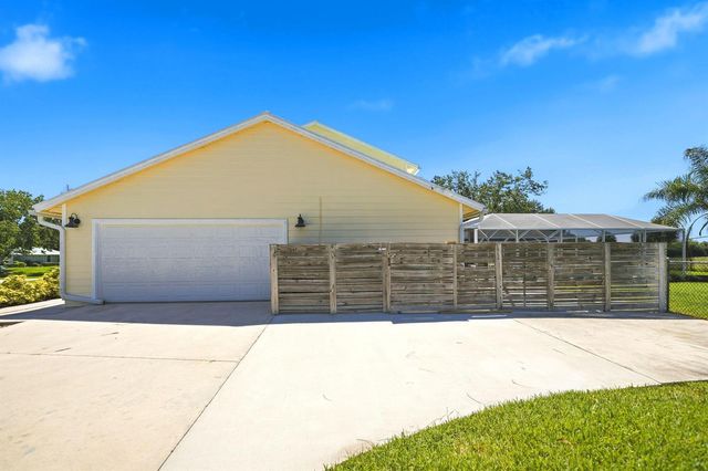 1401 Mallard Court, Fort Pierce, FL 34982
