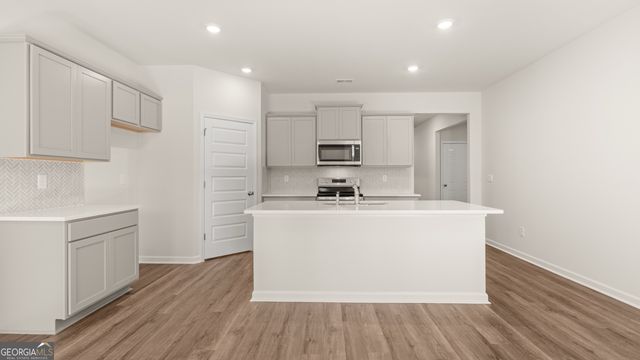 667 Whitman Lane, Stockbridge, GA 30281