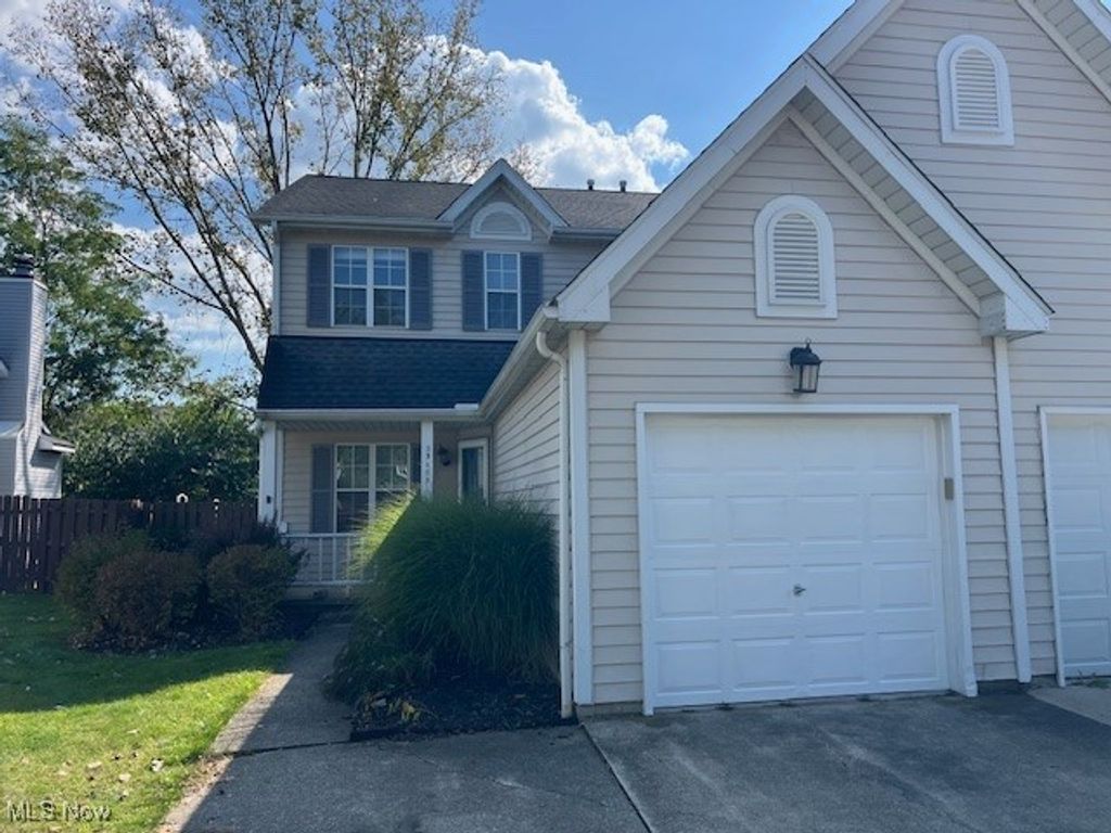 23155 Wainwright Terrace, Olmsted Falls, OH 44138