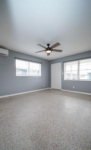 6538 42ND AVENUE N 7, St Petersburg, FL 33709