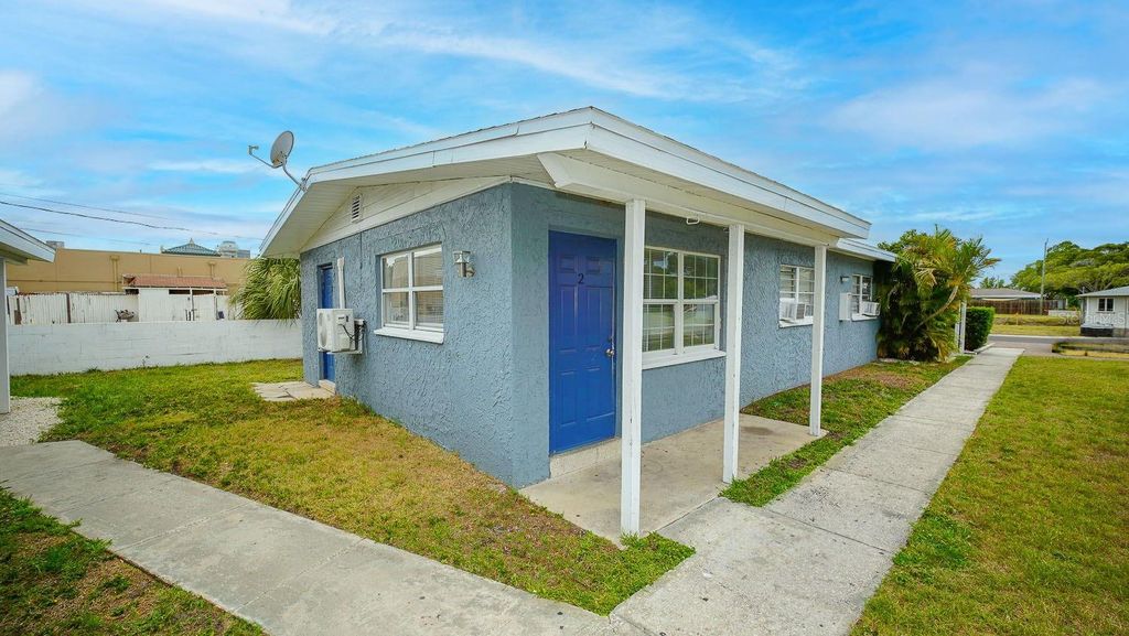 6538 42ND AVENUE N 7, St Petersburg, FL 33709