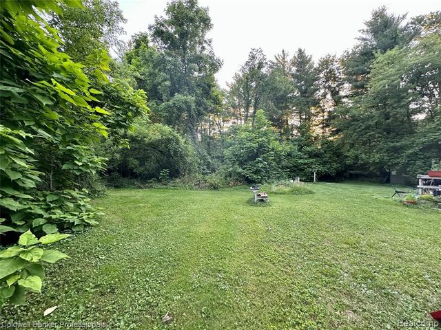 975 Boshaw Drive, Attica, MI 48412