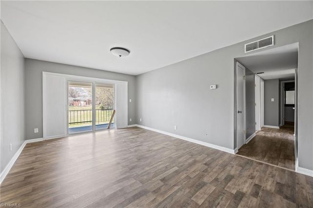 2817 N OHenry Boulevard G, Greensboro, NC 27405