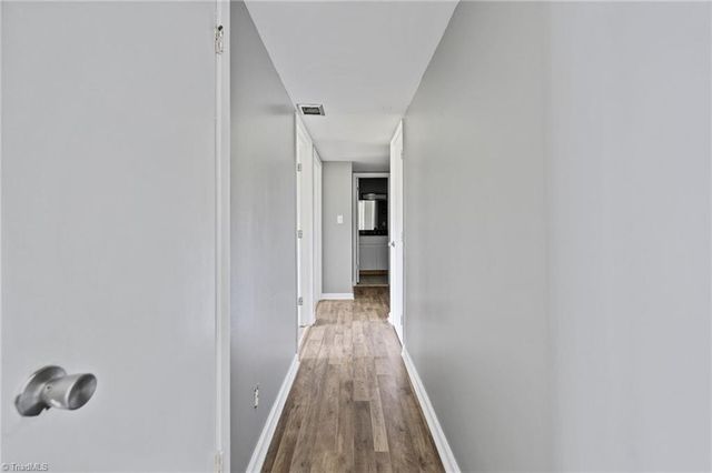 2817 N OHenry Boulevard G, Greensboro, NC 27405