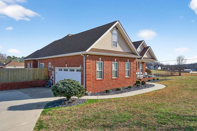 576 Courtney Ann Dr, Mcminnville, TN 37110