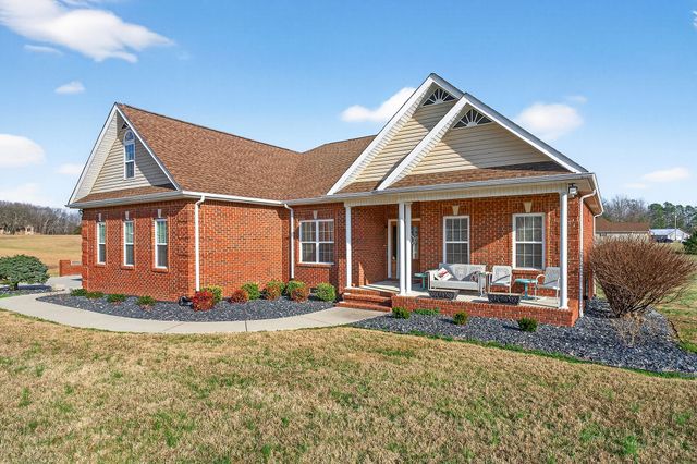 576 Courtney Ann Dr, Mcminnville, TN 37110