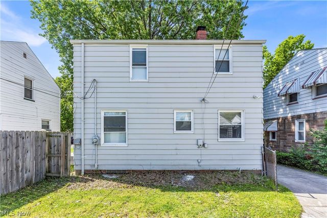 15803 Delrey Avenue, Cleveland, OH 44128