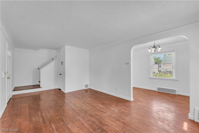 15803 Delrey Avenue, Cleveland, OH 44128