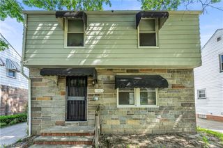 15803 Delrey Avenue, Cleveland, OH 44128