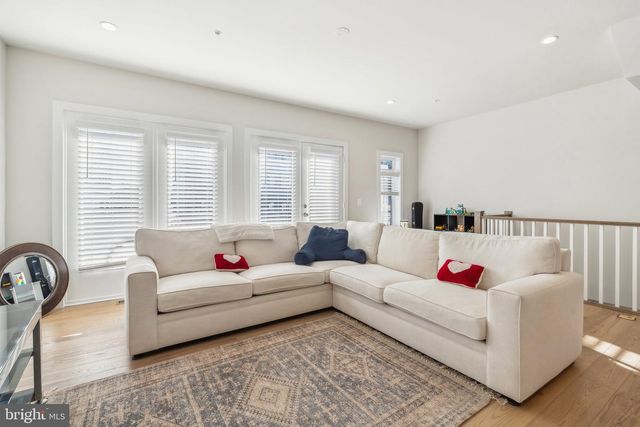 20061 OLD LINE TER, Ashburn, VA 20147