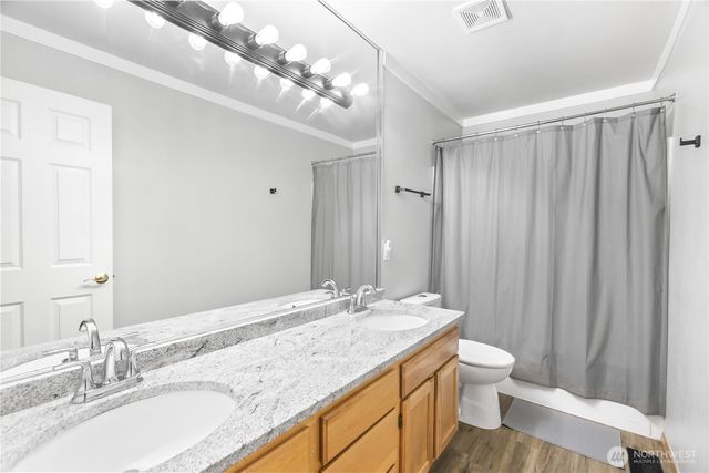 3918 Norpoint Way NE, Tacoma, WA 98422