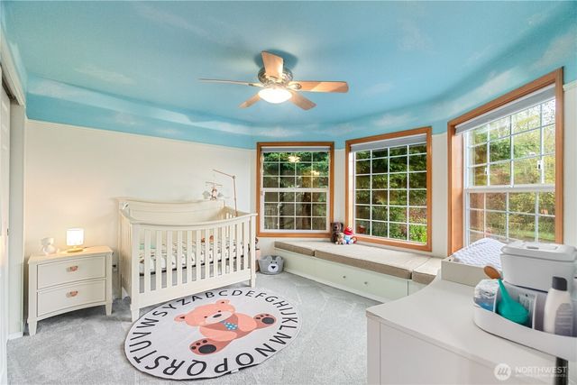 3918 Norpoint Way NE, Tacoma, WA 98422