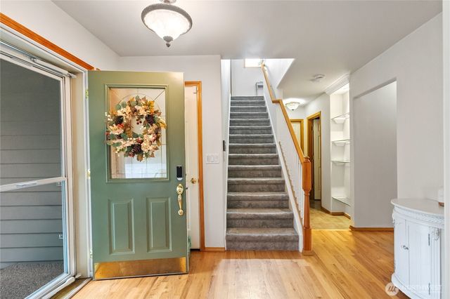 3918 Norpoint Way NE, Tacoma, WA 98422