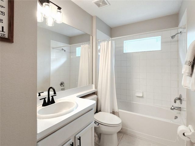 4230 MEDBURY DRIVE, Wesley Chapel, FL 33543