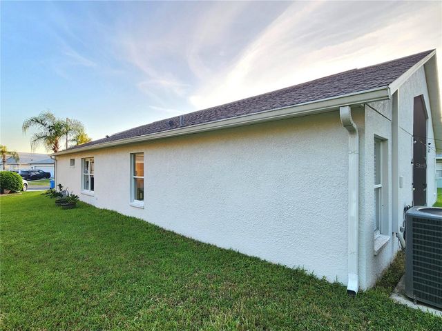 4230 MEDBURY DRIVE, Wesley Chapel, FL 33543