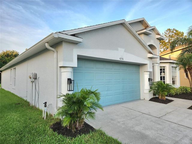 4230 MEDBURY DRIVE, Wesley Chapel, FL 33543