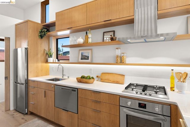 813 Jones, Berkeley, CA 94710