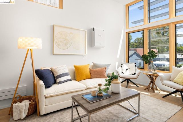 813 Jones, Berkeley, CA 94710