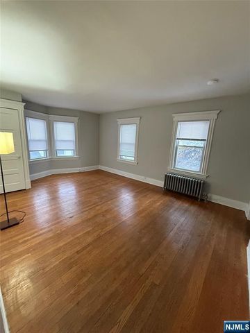 139 Summit Cross, Rutherford, NJ 07070