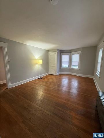 139 Summit Cross, Rutherford, NJ 07070