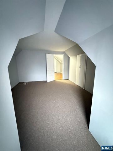 139 Summit Cross, Rutherford, NJ 07070