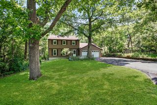 N53W30509 Arrowhead DRIVE, Hartland, WI 53029
