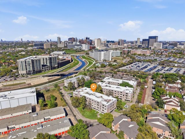 2211 S Braeswood Boulevard 23C, Houston, TX 77030