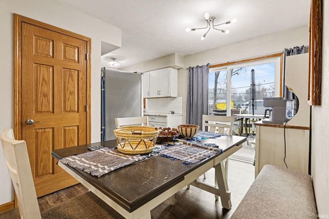 18460 Brewster Drive, Bristol, IN 46507