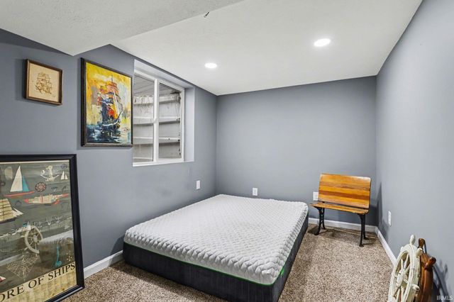 18460 Brewster Drive, Bristol, IN 46507