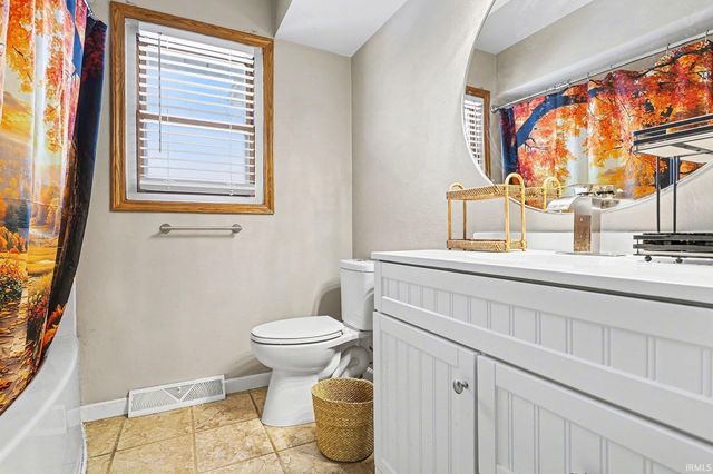 18460 Brewster Drive, Bristol, IN 46507