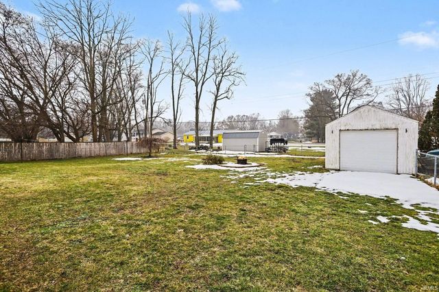 18460 Brewster Drive, Bristol, IN 46507