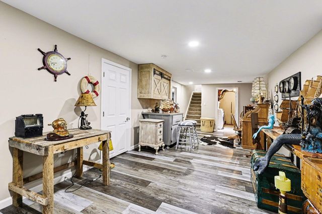 18460 Brewster Drive, Bristol, IN 46507