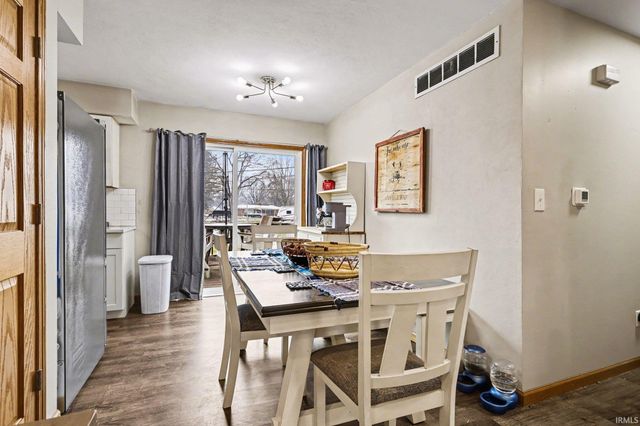 18460 Brewster Drive, Bristol, IN 46507