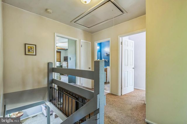 6 LINDEN COURT, Blackwood, NJ 08012