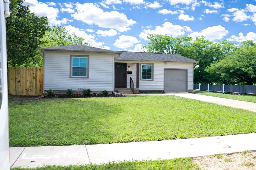 309 Brunswick Lane, Mesquite, TX 75149
