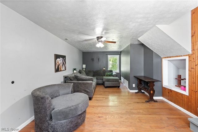 6541 Newton Falls Road, Ravenna, OH 44266