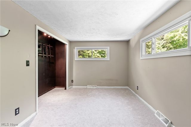 6541 Newton Falls Road, Ravenna, OH 44266