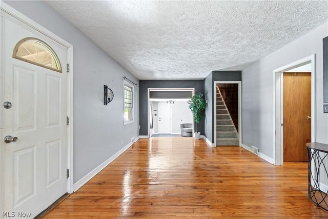 6541 Newton Falls Road, Ravenna, OH 44266