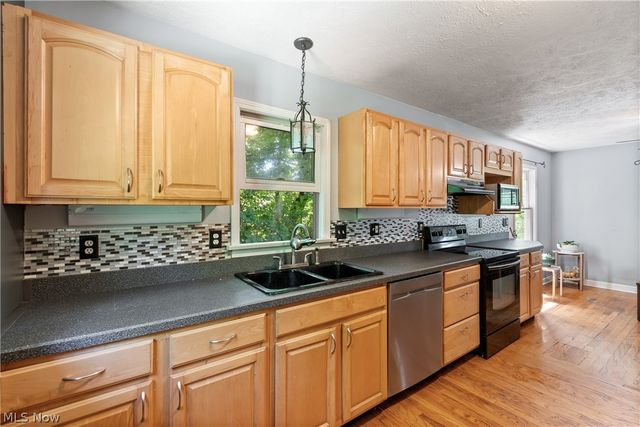 6541 Newton Falls Road, Ravenna, OH 44266