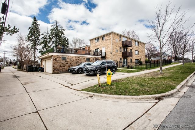 7459 N Waukegan Road 3, Niles, IL 60714