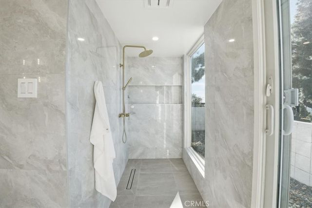 2717 N Mountain Avenue, Claremont, CA 91711