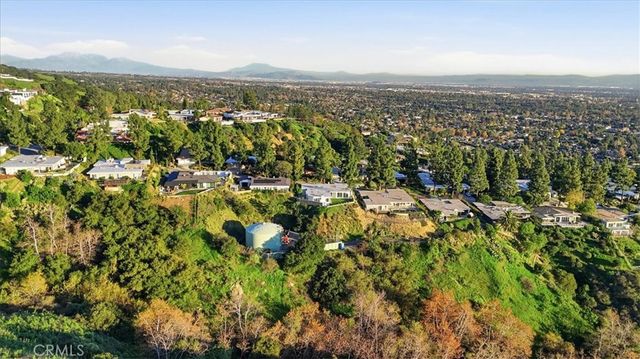 2717 N Mountain Avenue, Claremont, CA 91711