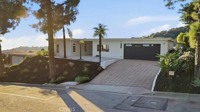 2717 N Mountain Avenue, Claremont, CA 91711