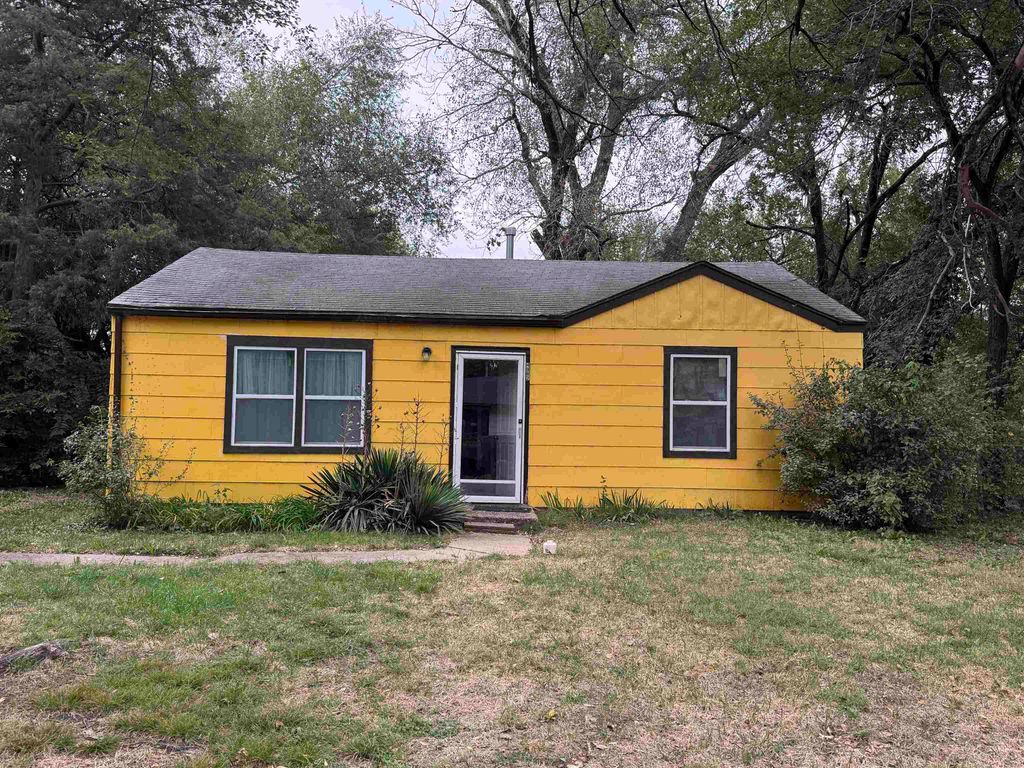 4982 S Jade, Wichita, KS 67216