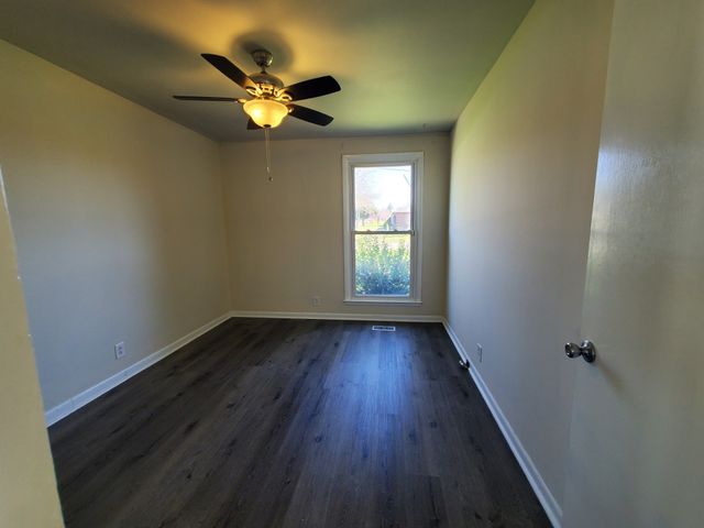 219 Wessington Pl, Hendersonville, TN 37075