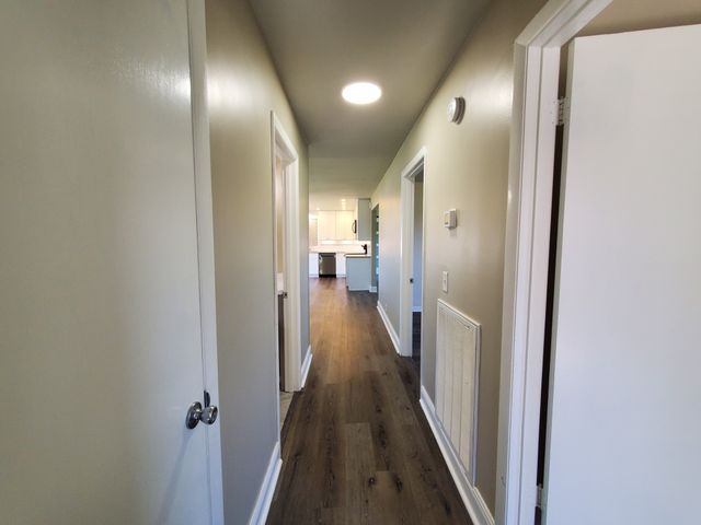 219 Wessington Pl, Hendersonville, TN 37075