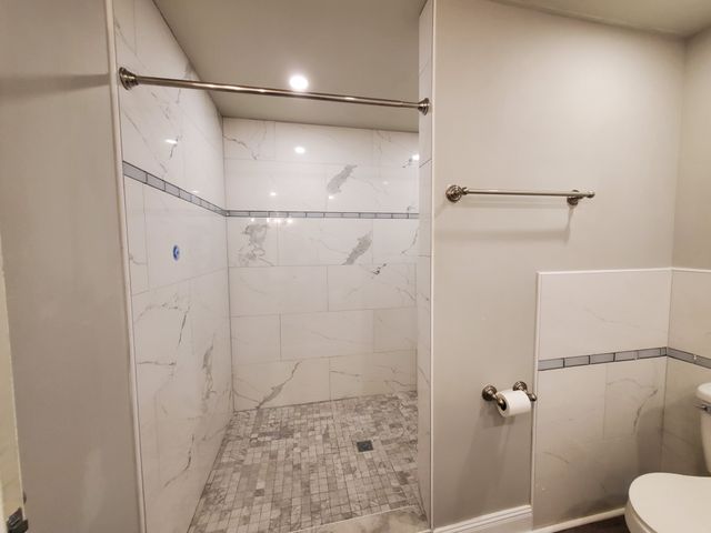 219 Wessington Pl, Hendersonville, TN 37075