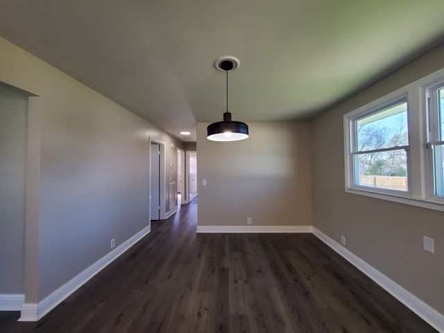 219 Wessington Pl, Hendersonville, TN 37075