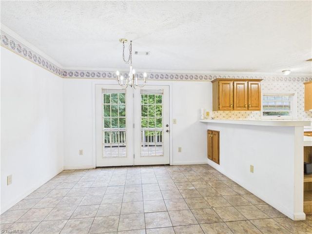 2094 Asheboro School Road, Asheboro, NC 27203