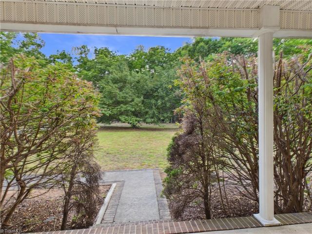 2094 Asheboro School Road, Asheboro, NC 27203
